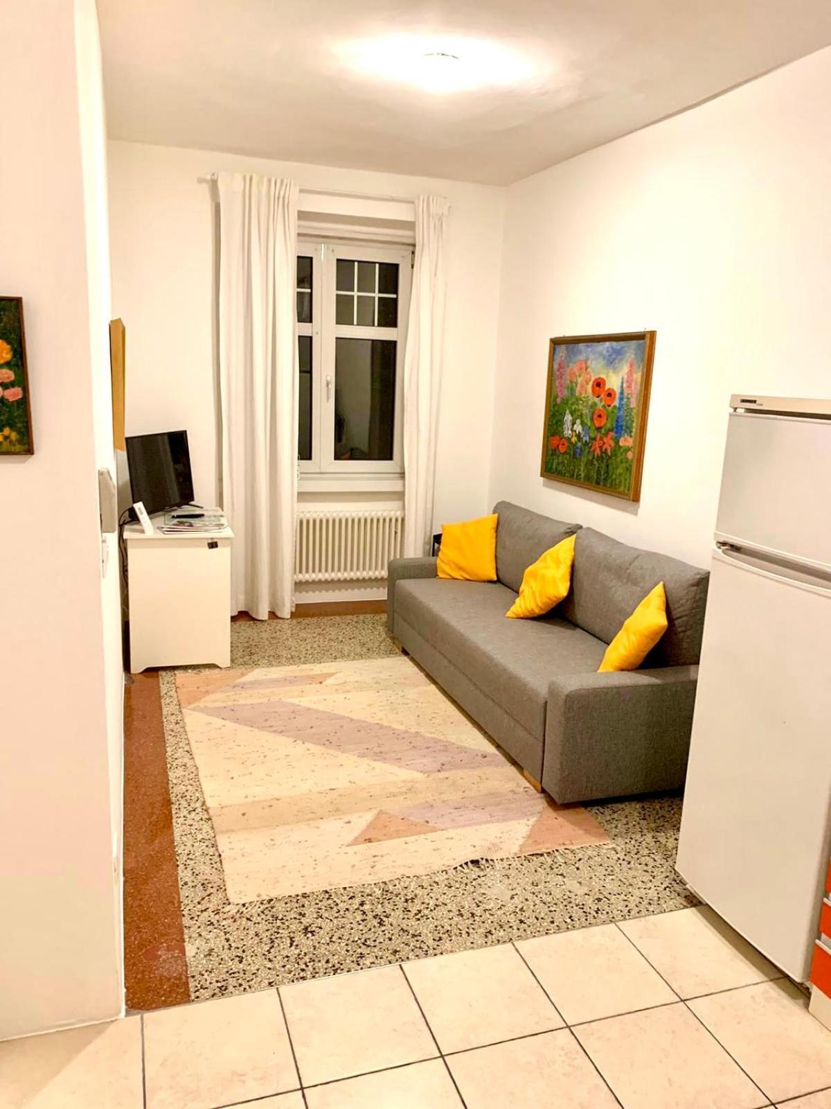 Cozy City Center Apartment โบลซาโน ภายนอก รูปภาพ